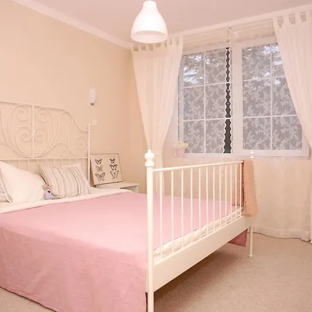 アパートホテル Pomorie Residence Aparthotel ポモリエ